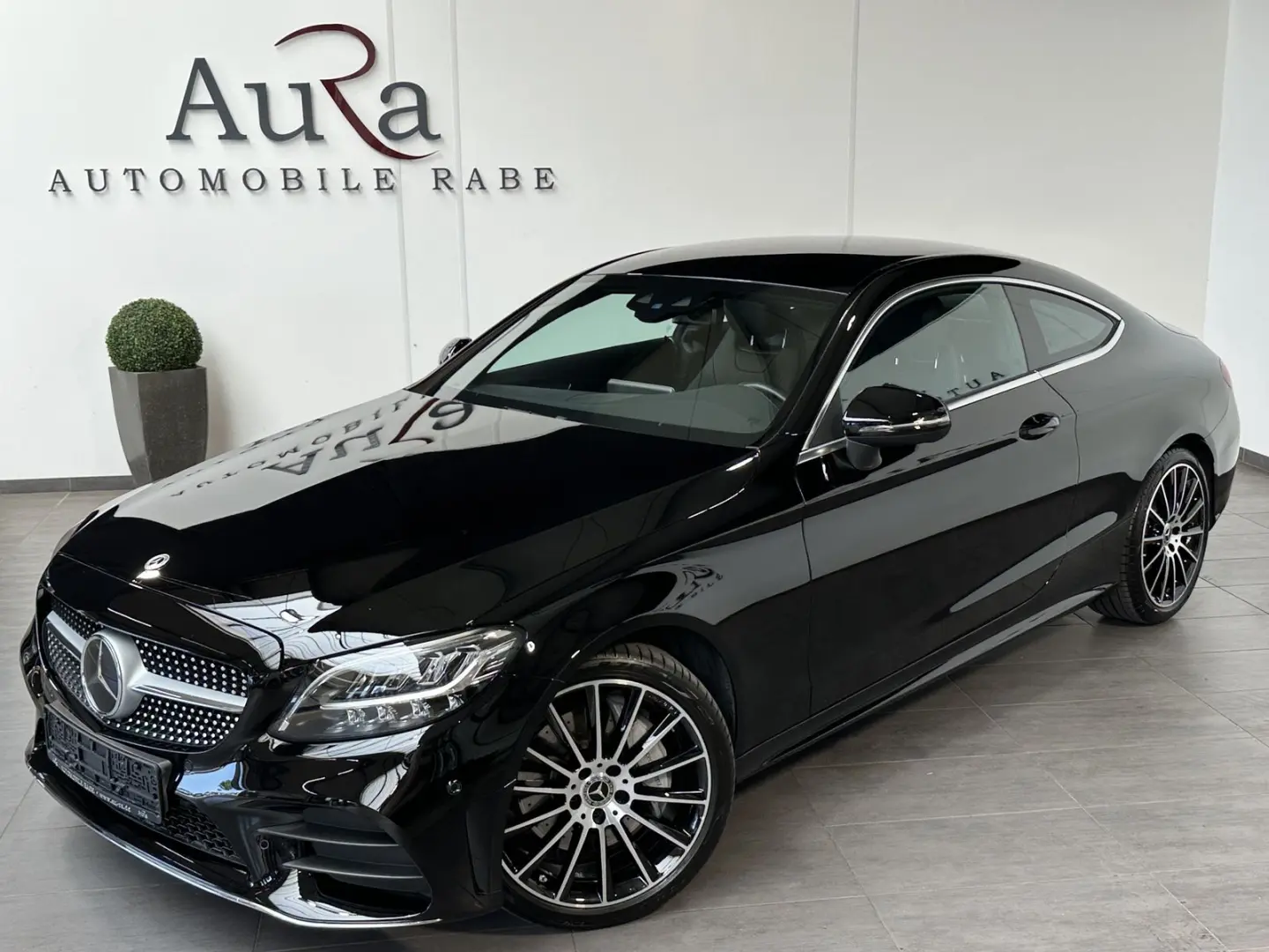 C 300 4M AMG-Line NAV+LED+KAMERA+CARPLAY+19ZO+1H
