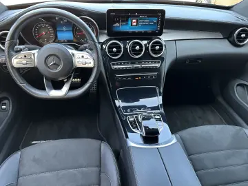 C 300 4M AMG-Line NAV+LED+KAMERA+CARPLAY+19ZO+1H