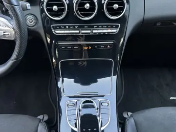 C 300 4M AMG-Line NAV+LED+KAMERA+CARPLAY+19ZO+1H