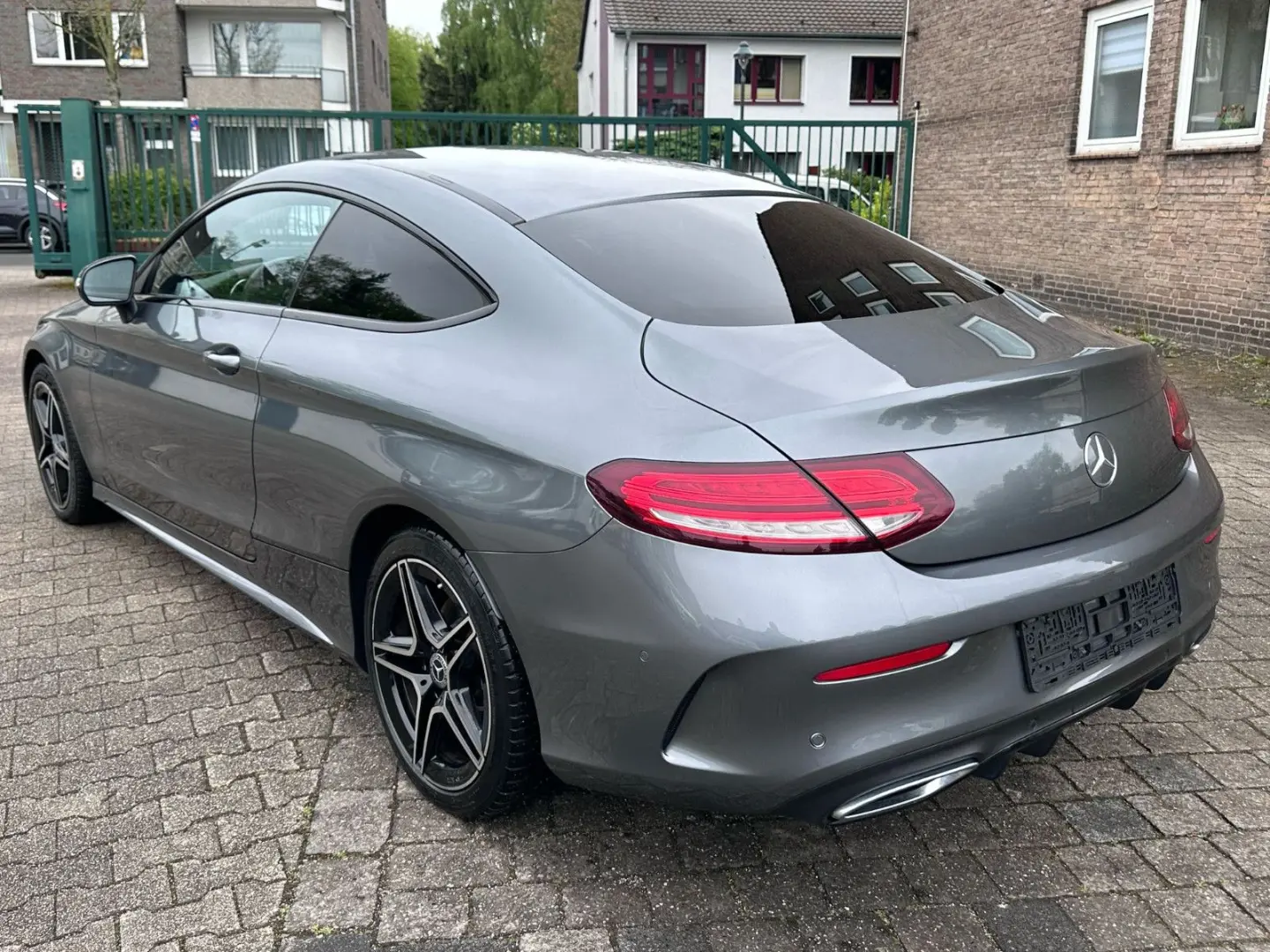 C 200d Coupe  AMG Line / Night / Navi Plus / LED