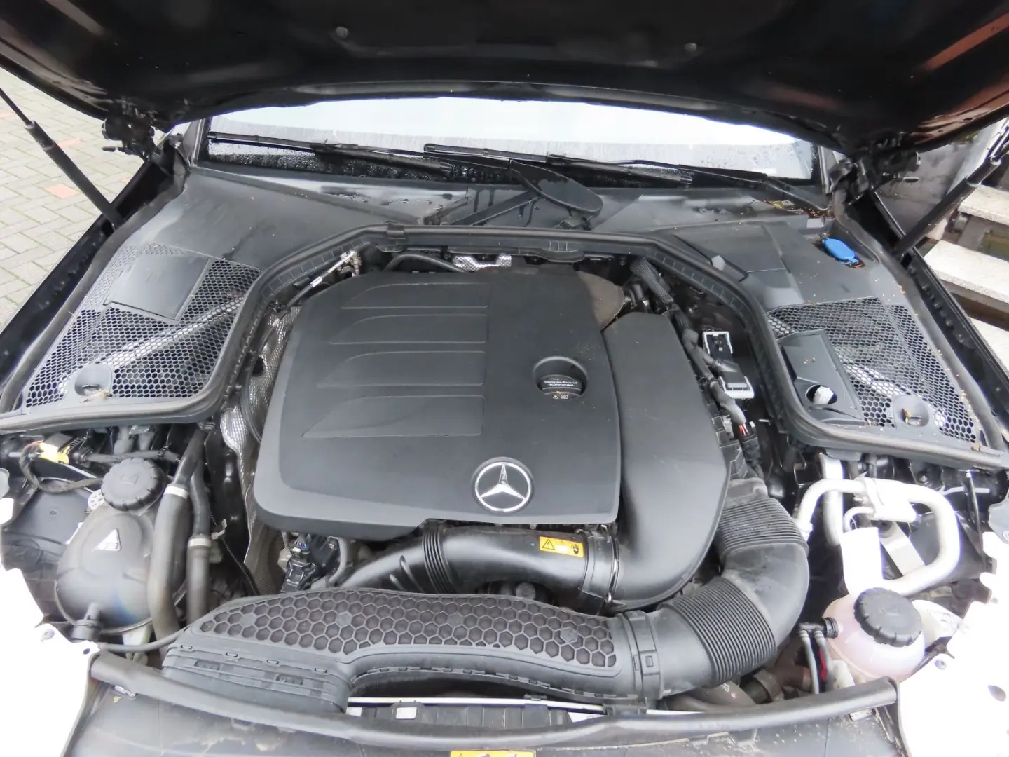 C 200 4Matic MHE AUT. Coupe AMG Line Facelift