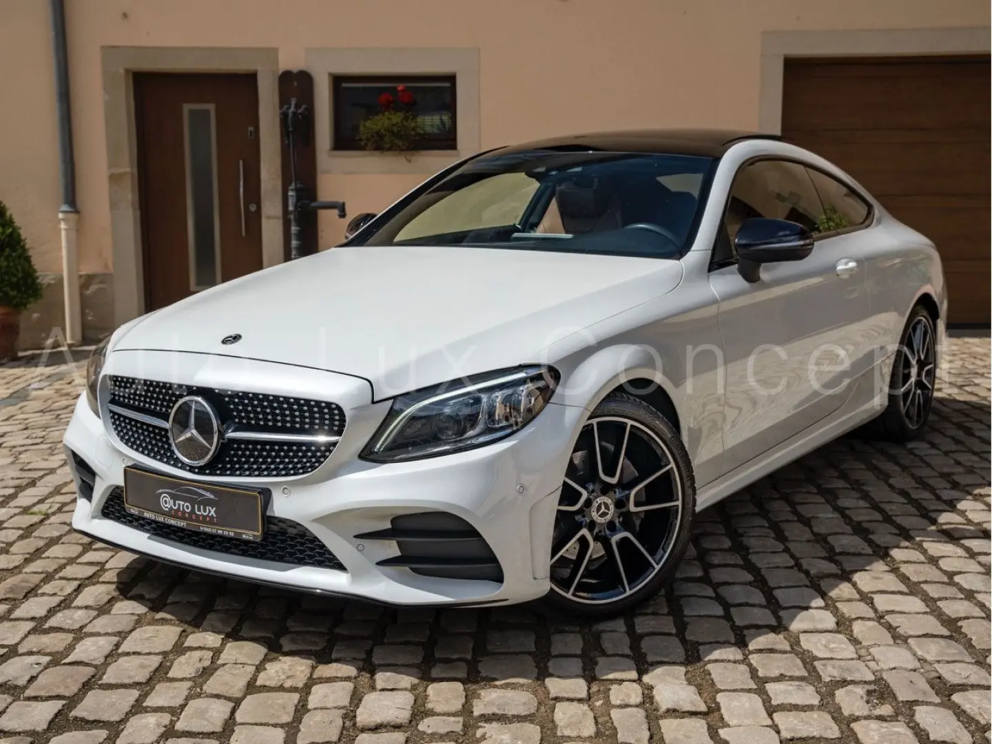 C 220 d 4MATIC Coupé AMG/MULTIBEAM/Kamera/Stdhzg