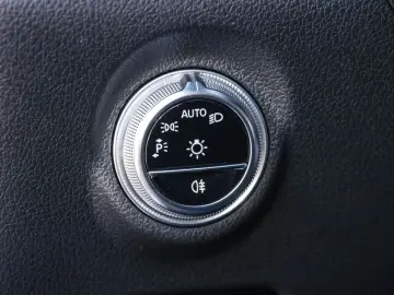 CLE 220d AMG Premium|NIGHT|KEYL|PANO|LED|360°