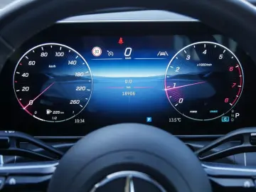CLE 200 AMG|NIGHT|KEYL|NAVI|PANO|LED|360°|MEMORY