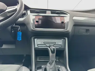 Tiguan 1.4 eHybrid DSG Life NAVI AHK SD RFK ACC