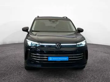Tiguan Elegance 2.0 TDI DSG 4M *PANO*AHK*ACC*360