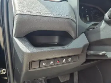 RAV 4 RAV4 4x2 ,LED,ACC, Garantie, Benziner