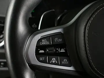 X5 xDr. 30dA M Sportpaket AHK HuD ACC Standh Pan