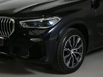 X5 xDr. 30dA M Sportpaket AHK HuD ACC Standh Pan
