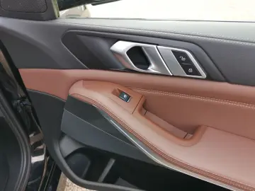 X5 xDrive 30d M Sport LASER+LEDER+NAVI+SHZ+LHZ