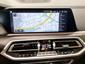 X5 xDrive40d Standheizung Night Vision Massage