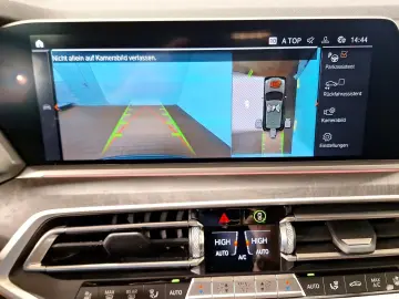 X5 xDrive40d Standheizung Night Vision Massage
