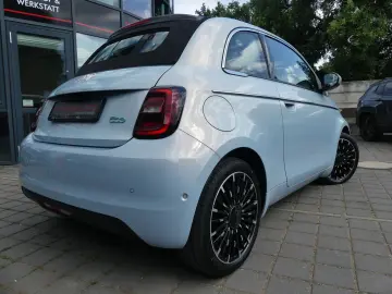 500e 87KW La Prima LEDER/NAVI/KAMERA/KLIMA