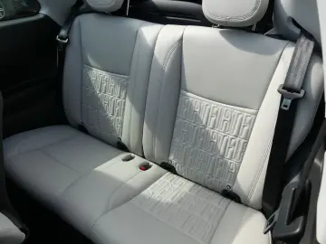 500e 87KW La Prima LEDER/NAVI/KAMERA/KLIMA