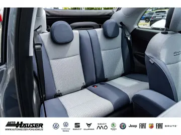 500e Cabrio ICON 42kWh KOMFORT WINTER KAMERA PDC