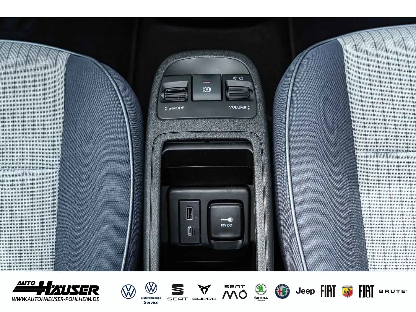 500e Cabrio ICON 42kWh KOMFORT WINTER KAMERA PDC