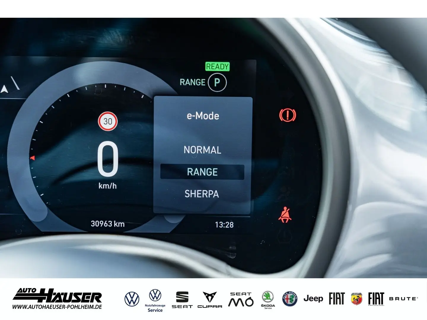 500e Cabrio ICON 42kWh KOMFORT WINTER KAMERA PDC