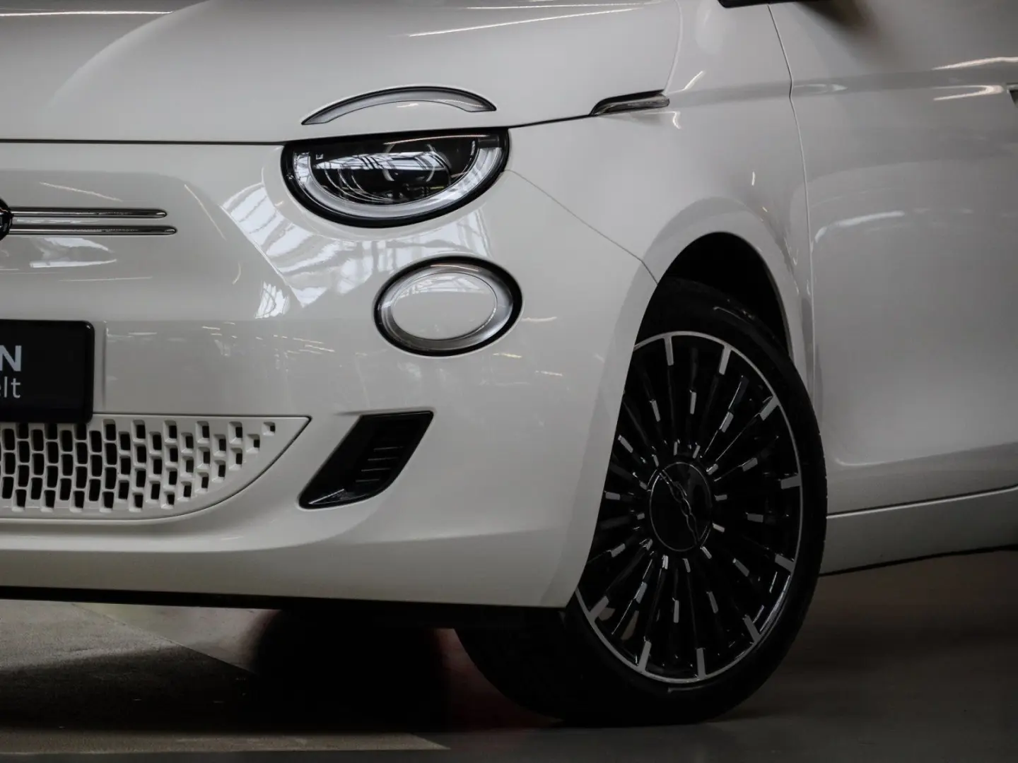 500e Neuer 500 Cabrio Icon, SHZ, CarPlay, LED