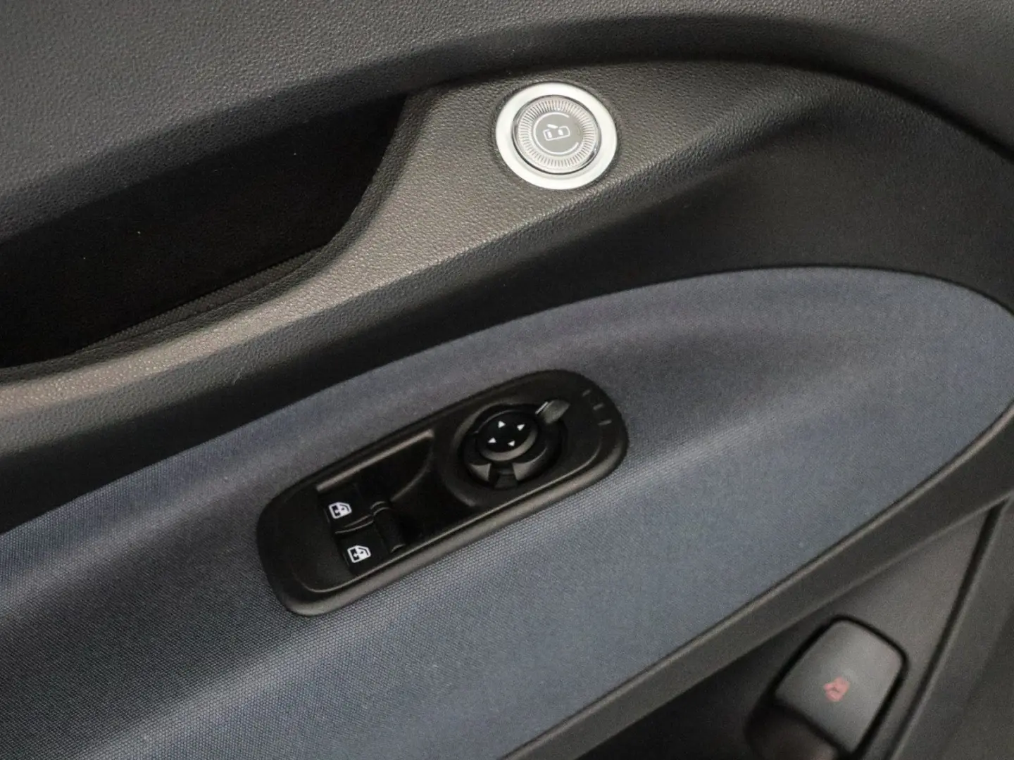 500e Neuer 500 Cabrio Icon, SHZ, CarPlay, LED