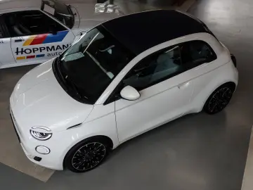 500e Neuer 500 Cabrio Icon, SHZ, CarPlay, LED