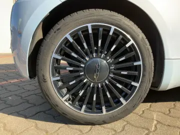 500e Cabrio LaPrima *Klima*Navi*PDC*Kamera