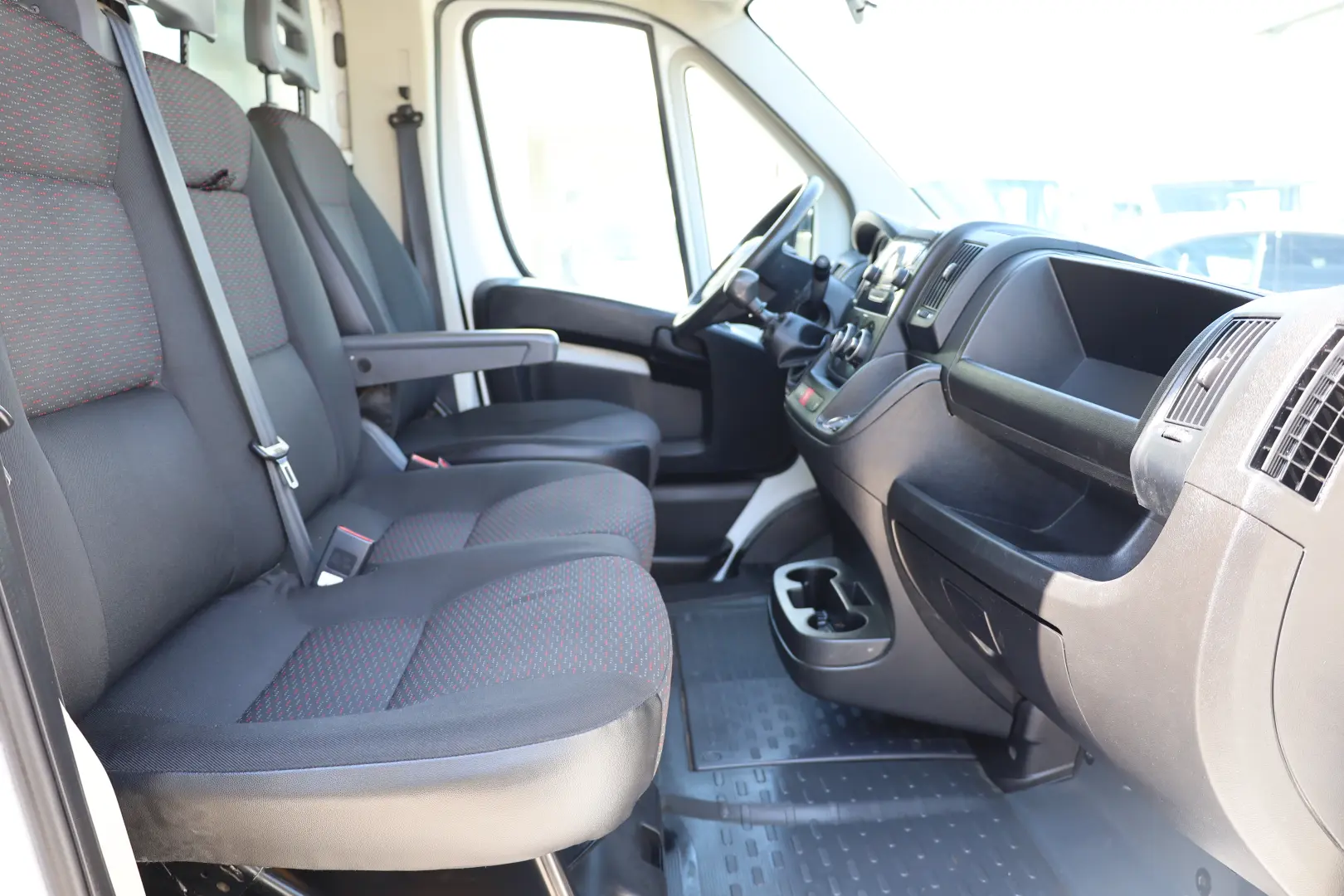 Citroen Jumper Prelata 2.2  165 cp