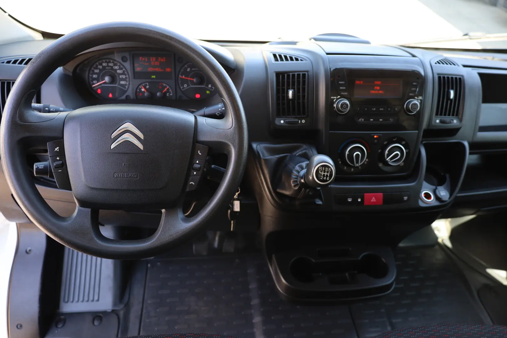 Citroen Jumper Prelata 2.2  165 cp
