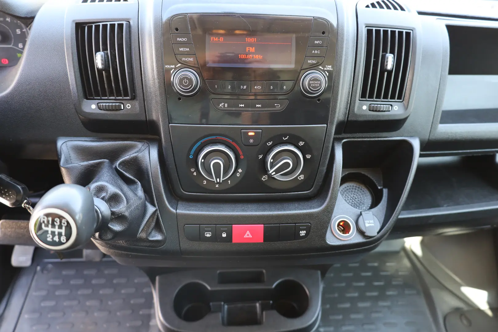 Citroen Jumper Prelata 2.2  165 cp