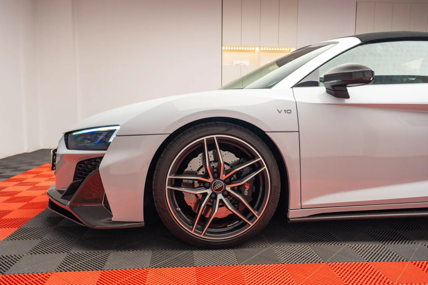 Audi R8 Spyder V10 performance quattro Carbon*LASER*B&O*NAVI
