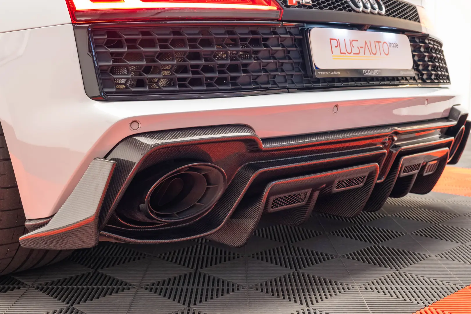 Audi R8 Spyder V10 performance quattro Carbon*LASER*B&O*NAVI
