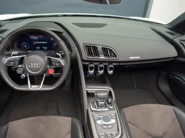 Audi R8 Spyder V10 performance quattro Carbon*LASER*B&O*NAVI