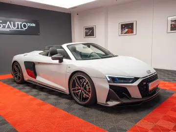 Audi R8 Spyder V10 performance quattro Carbon LASER B&O NAVI