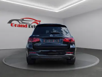GLC 300 4Matic AMG/LED/PANO/CAM 360/PDC/FACELIFT