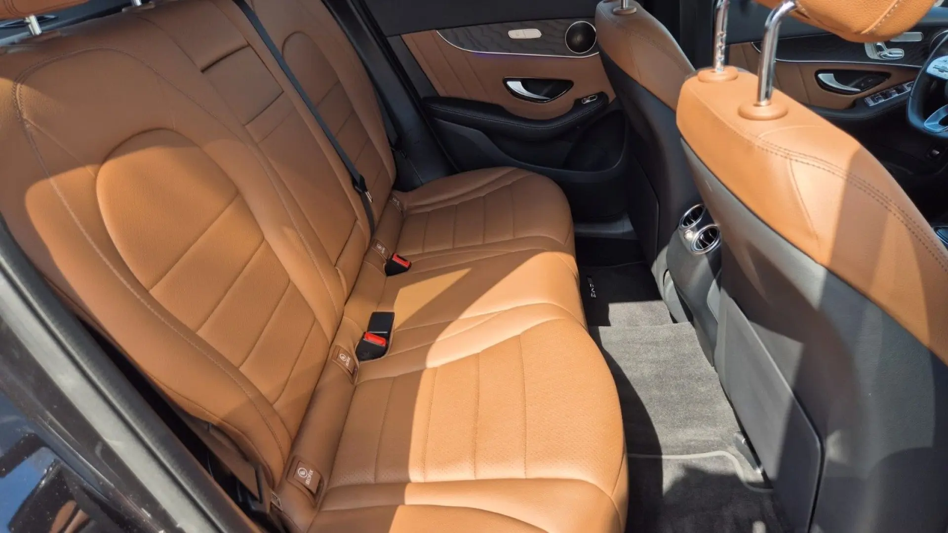 GLC 300 4Matic AMG/LED/PANO/CAM 360/PDC/FACELIFT
