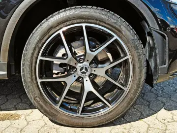 GLC 300 4Matic AMG/LED/PANO/CAM 360/PDC/FACELIFT