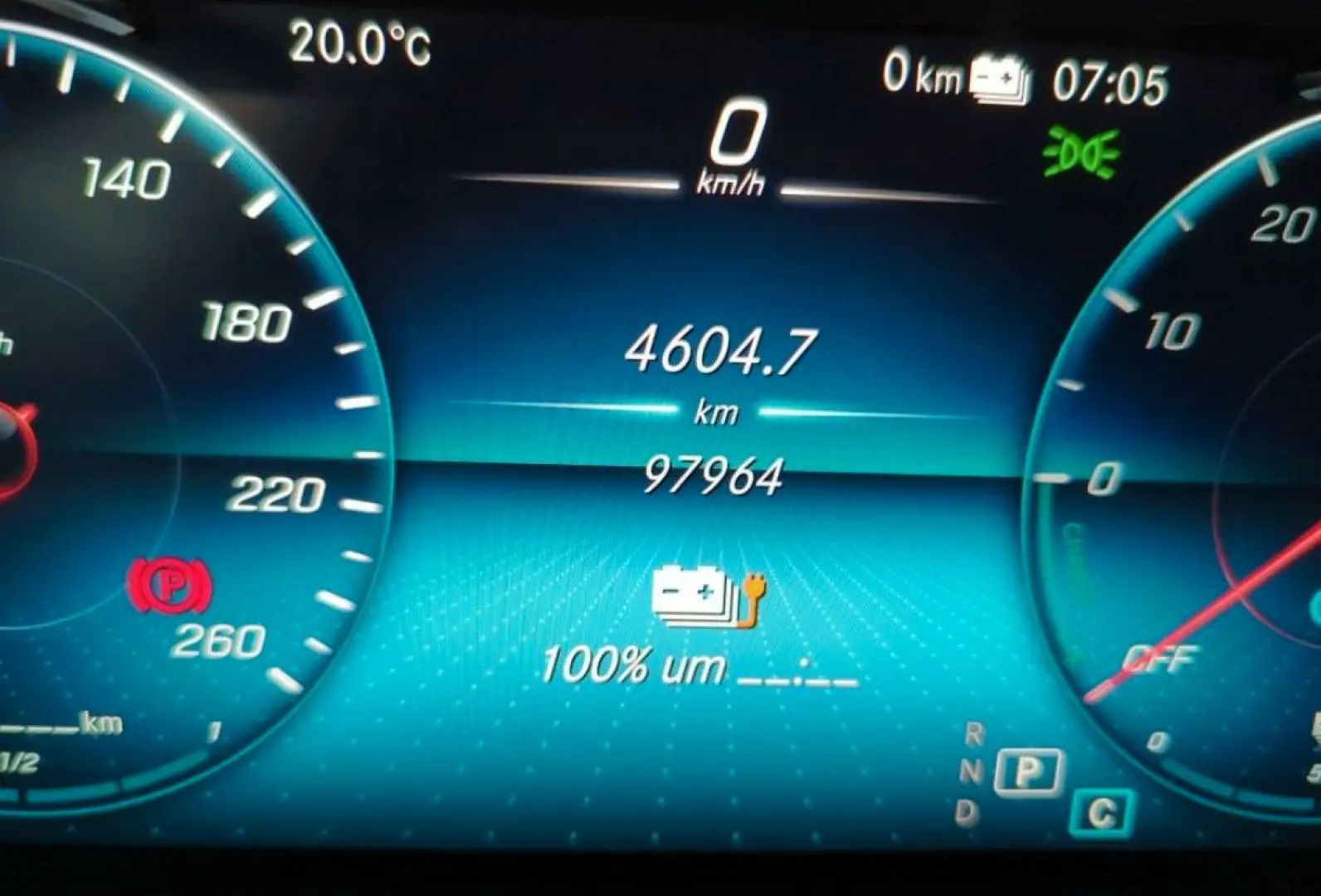 GLC 300e 4M AMG NIGHT WIDE HUD+AUGR 360°AHK PANO