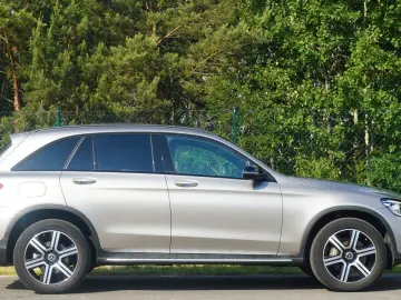 GLC 300 de 4M DigitalCP/Pano/AHK/360°/ACC/Ambien