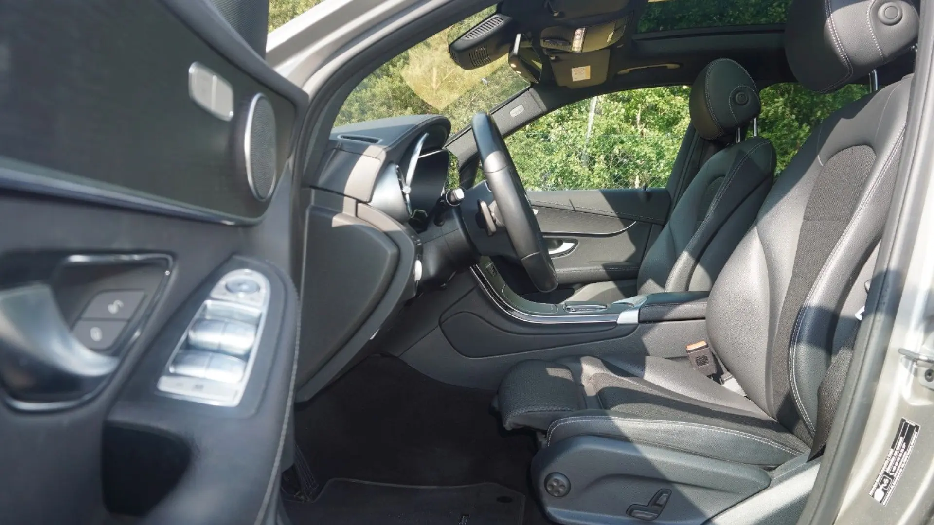 GLC 300 de 4M DigitalCP/Pano/AHK/360°/ACC/Ambien