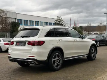 GLC 300 AMG VIRTUAL COCKPIT/360°/BURMEISTER/SHZ