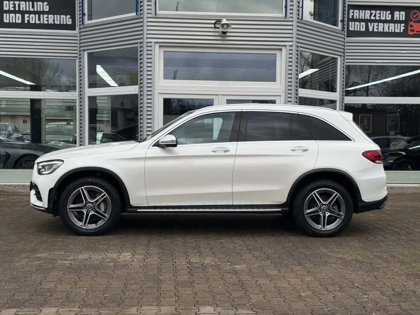 GLC 300 AMG VIRTUAL COCKPIT/360°/BURMEISTER/SHZ