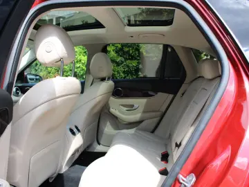 GLC 300 Keyless/Panorama/Kamera/Leder/Carplay