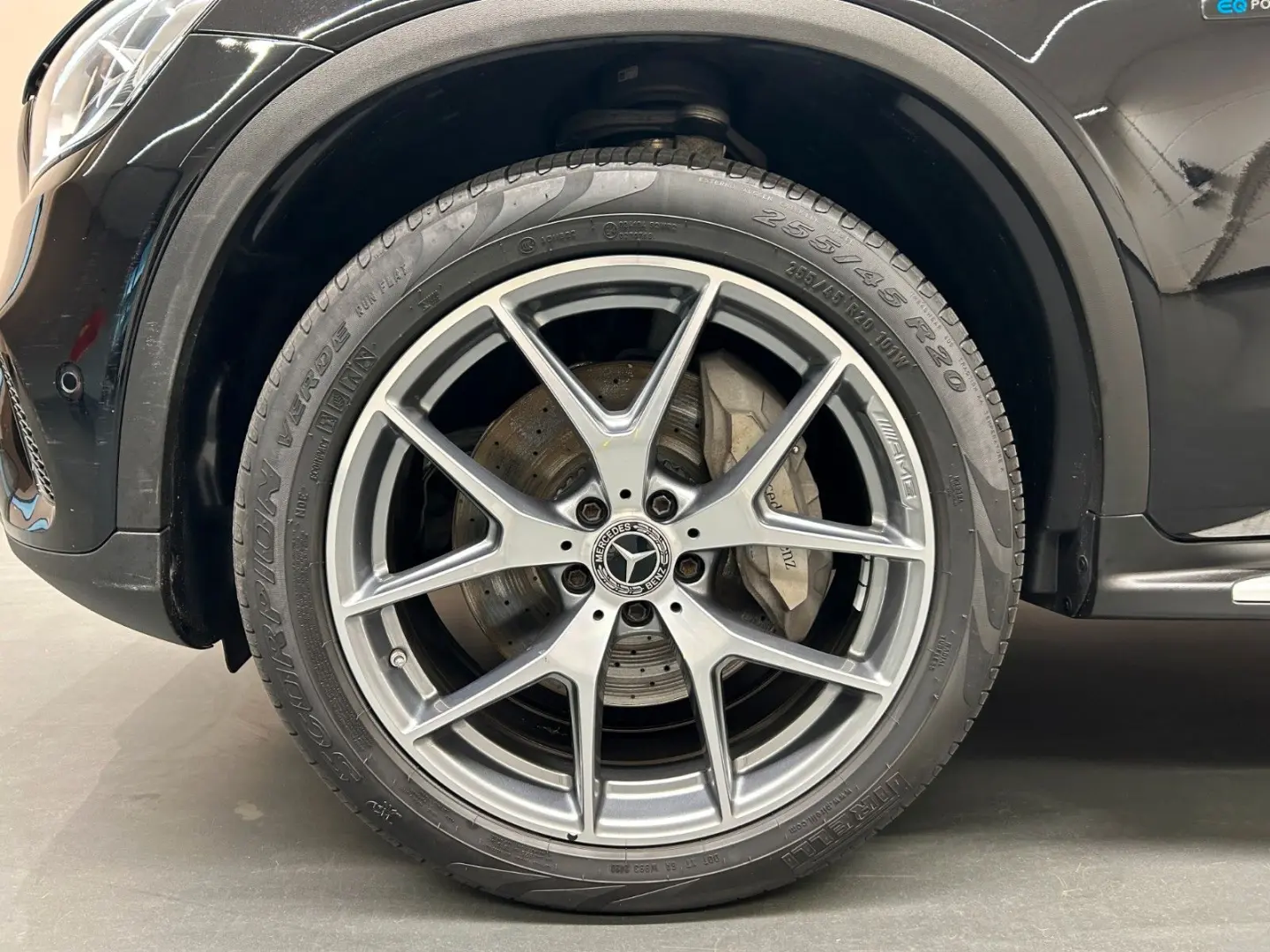 GLC300 e 4M *PANO*BURMESTER*360°*KEYLESS*DISTR.*