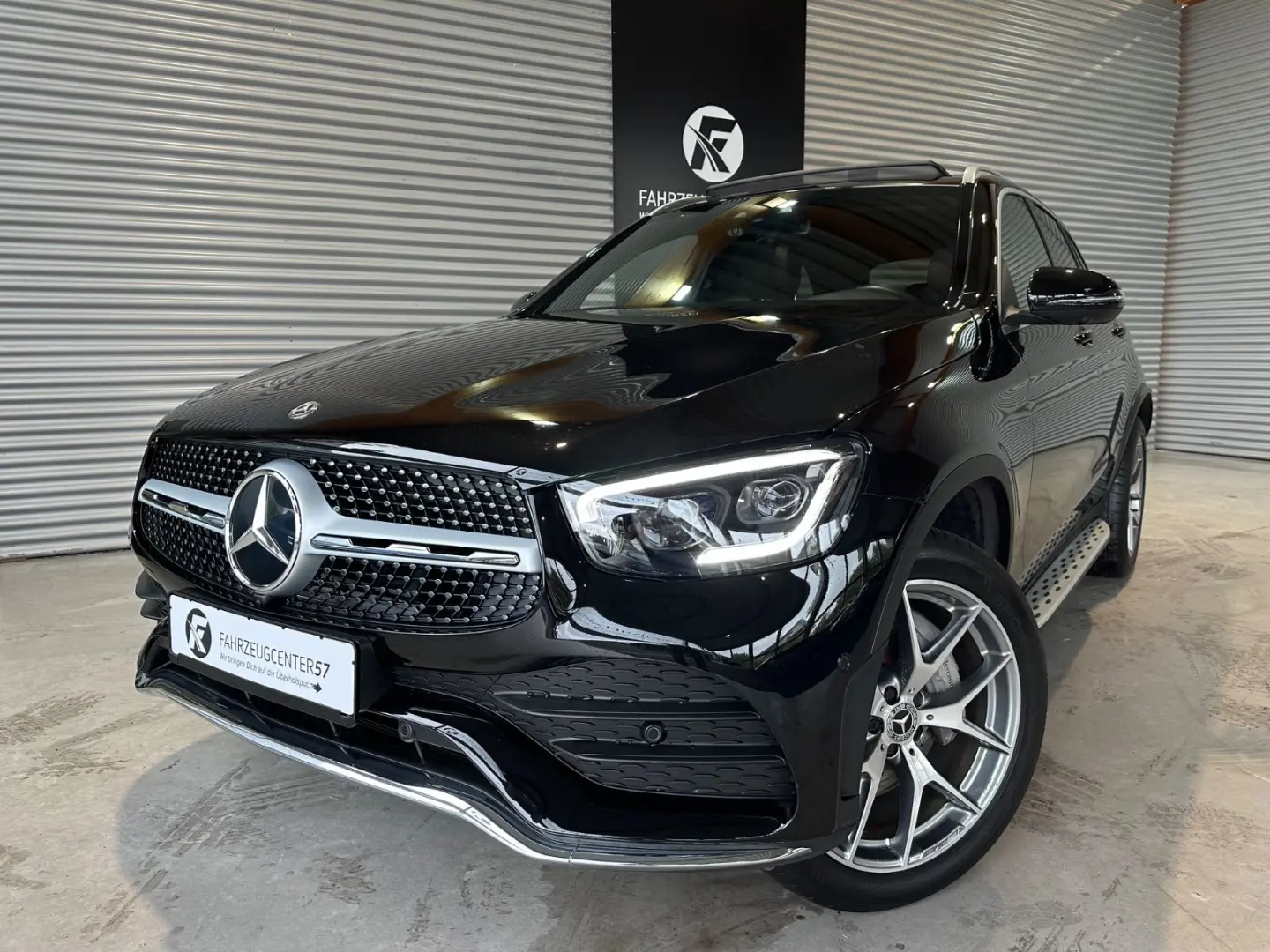 GLC 300 4MATIC/360°/BURMESTER/PANO/CARPLAY