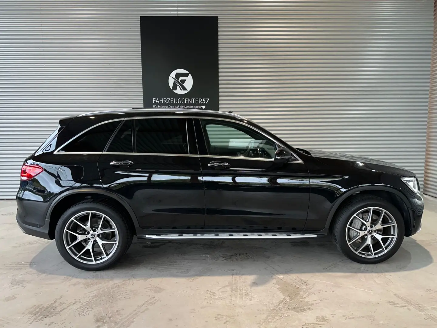 GLC 300 4MATIC/360°/BURMESTER/PANO/CARPLAY