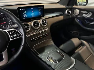 GLC 300 4MATIC/360°/BURMESTER/PANO/CARPLAY