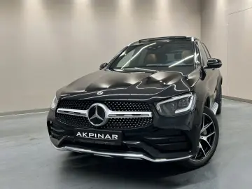 GLC300 de 9G 4M  AMG LINE PANO BURMESTER AHK 360