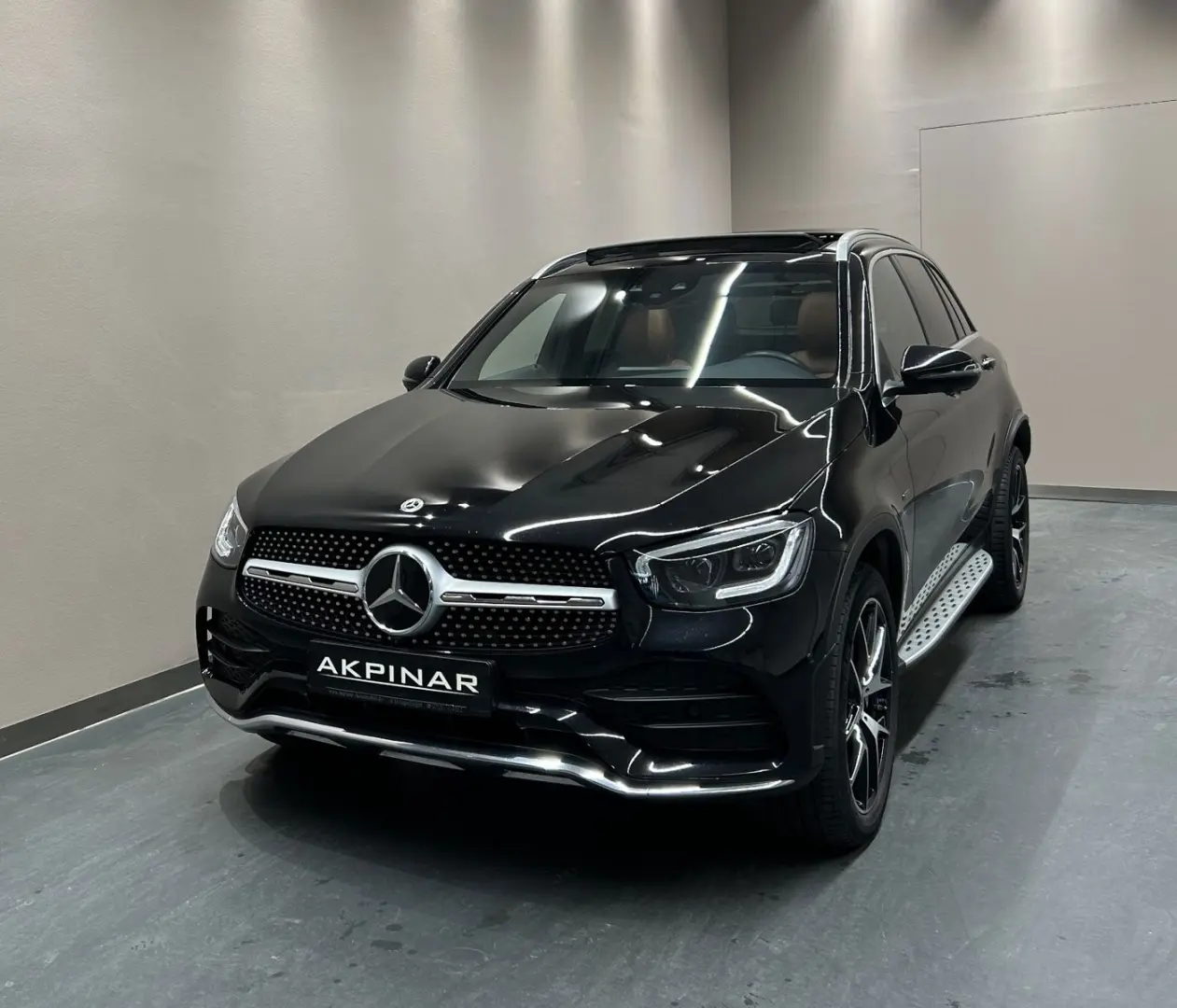GLC300 de 9G 4M *AMG LINE*PANO*BURMESTER*AHK*360