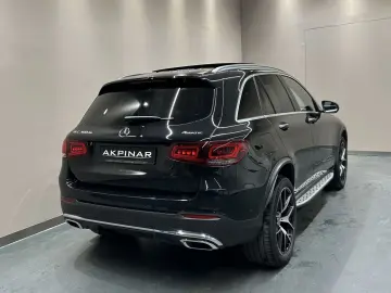 GLC300 de 9G 4M *AMG LINE*PANO*BURMESTER*AHK*360