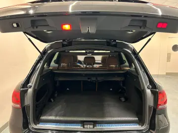 GLC300 de 9G 4M *AMG LINE*PANO*BURMESTER*AHK*360