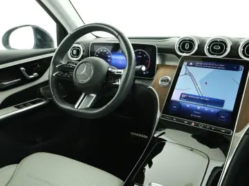 GLC 300 d 4M AMG*Pano*Airmatic*Memory*Digi-Light
